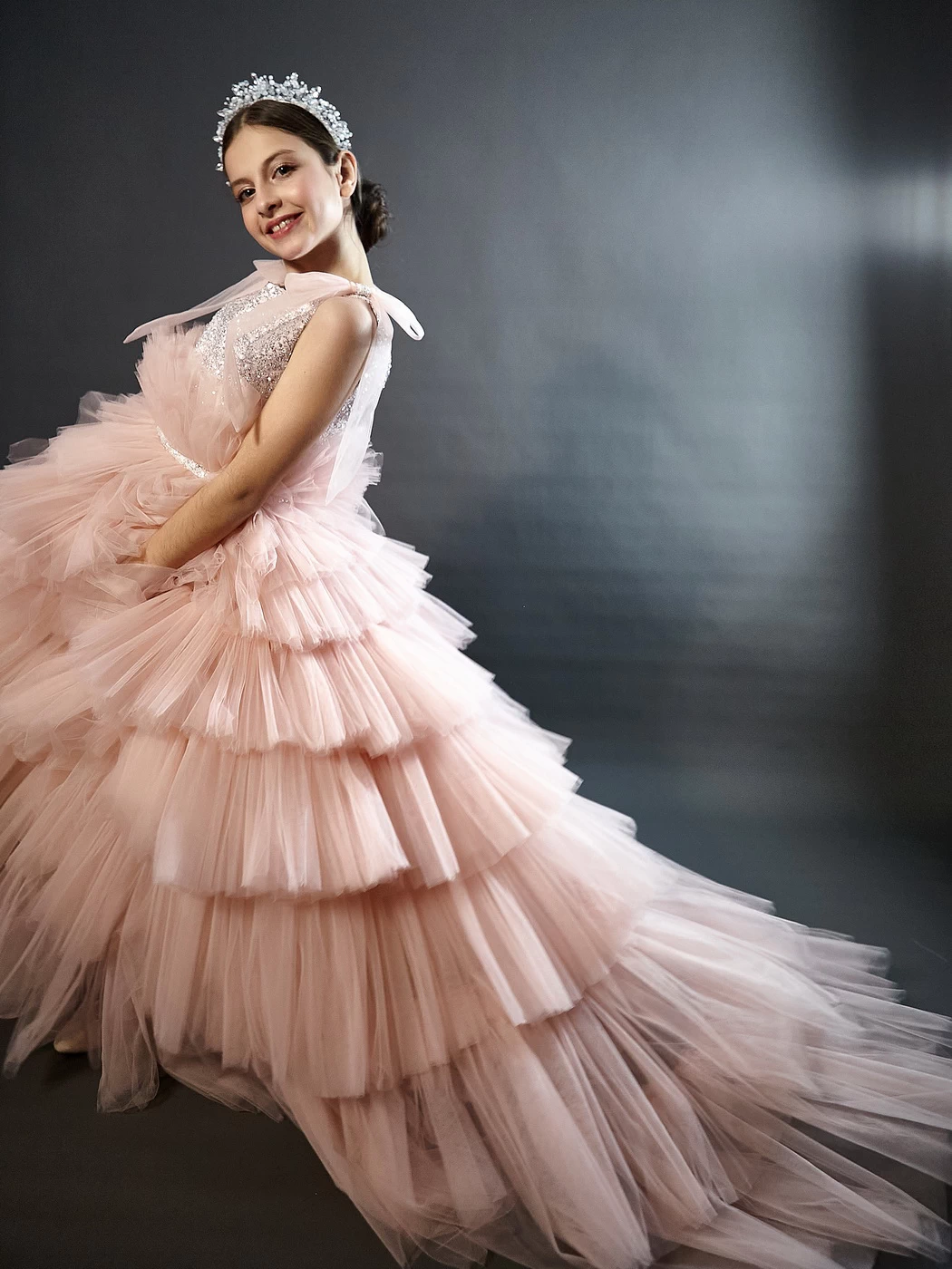 Платье для девочки нарядное Di-004 Di-kids-couture.ru (Ди Кидс Кутюр) купить, заказать, пошить на заказ на фотосессию, праздник, выпускной бал, день рождения фото-022.webp