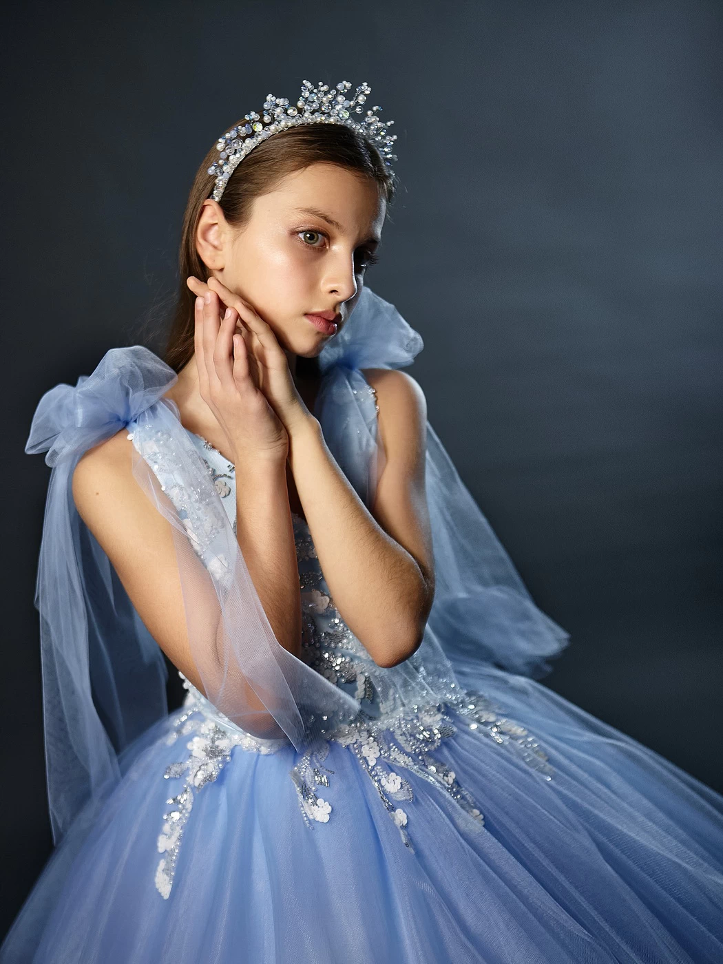 Платье для девочки нарядное Di-022 Di-kids-couture.ru (Ди Кидс Кутюр) купить, заказать, пошить на заказ на фотосессию, праздник, выпускной бал, день рождения фото-003.webp