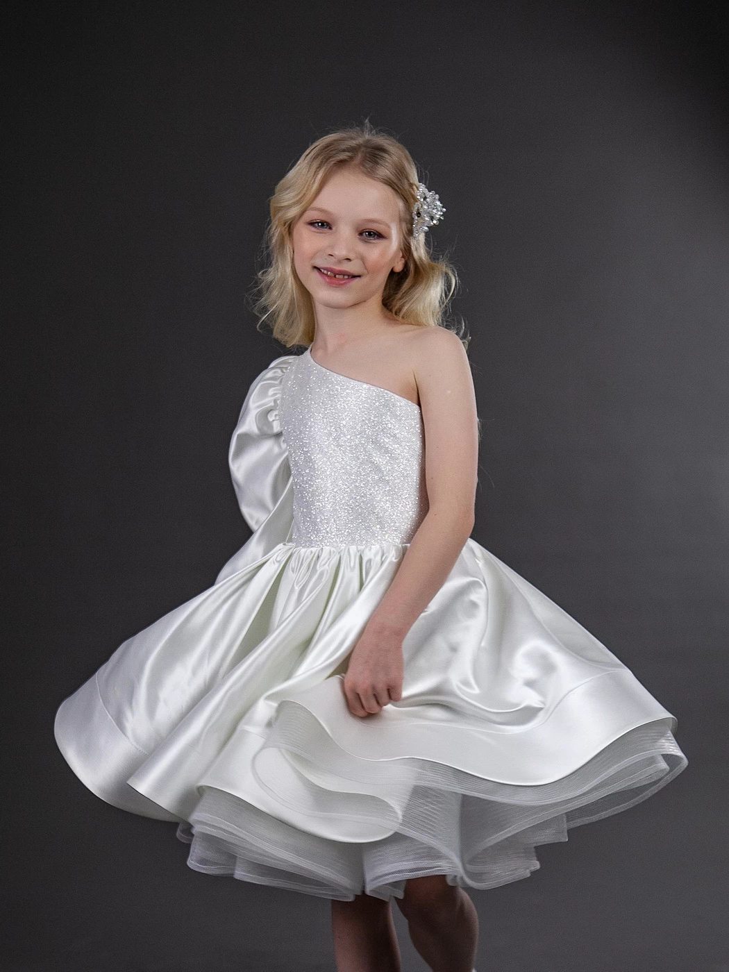 Платье для девочки нарядное Di-023 Di-kids-couture.ru (Ди Кидс Кутюр) купить, заказать, пошить на заказ на фотосессию, праздник, выпускной бал, день рождения фото-003.webp